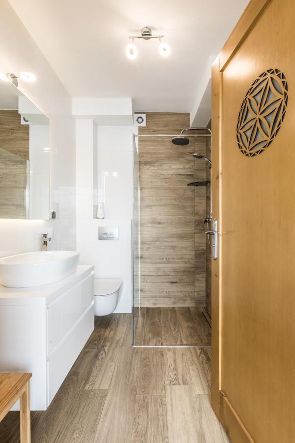 Aparthost Apartamenty Butorowy & Spa كوشتيليسكا المظهر الخارجي الصورة